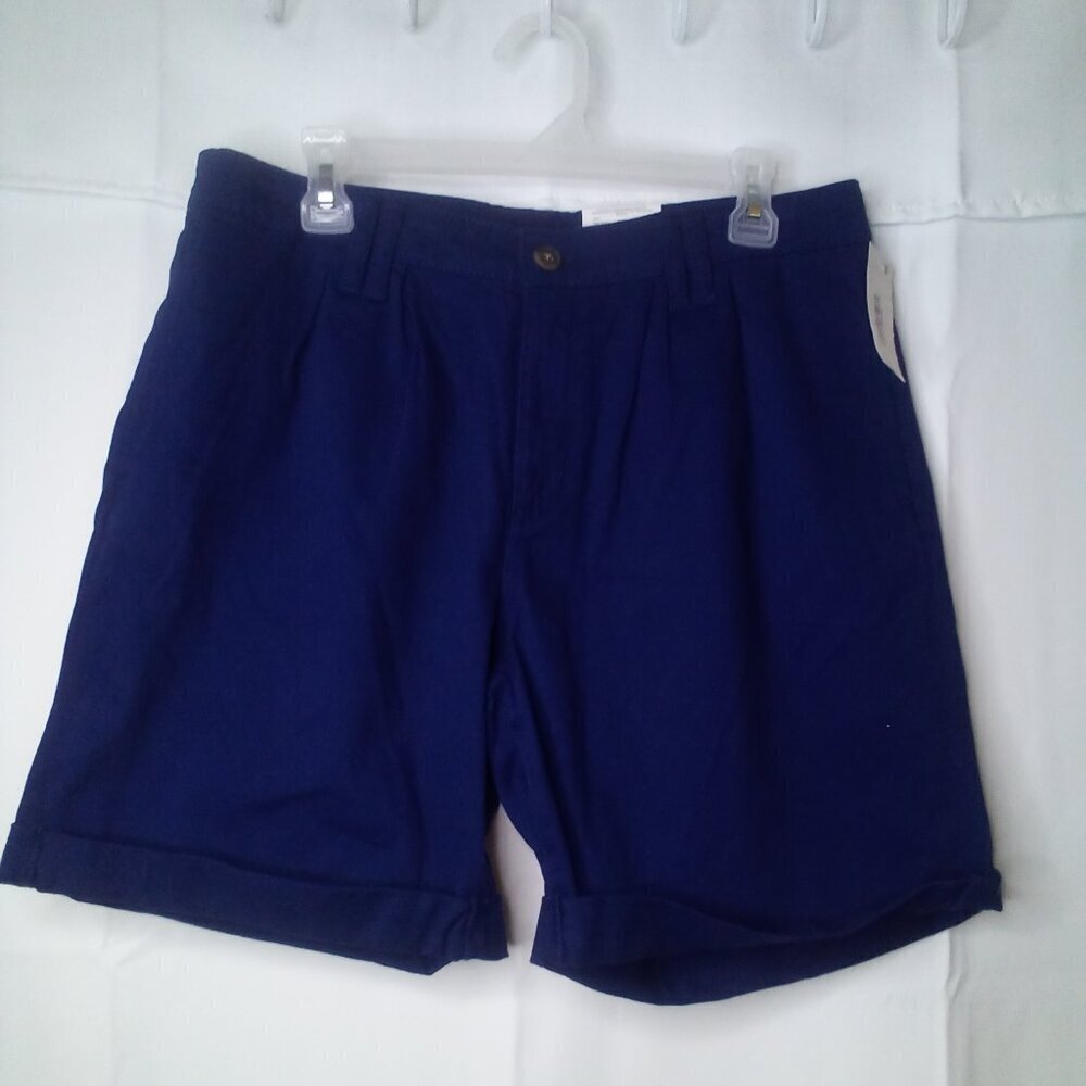 St. John's Bay Shorts Women 12 Chino Pleated Roll Hem Blue